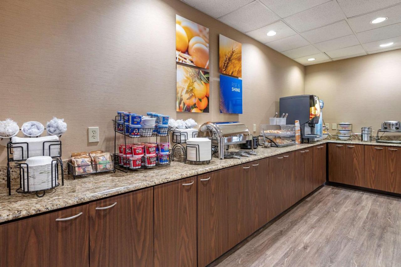 Comfort Inn Louisville Exterior photo