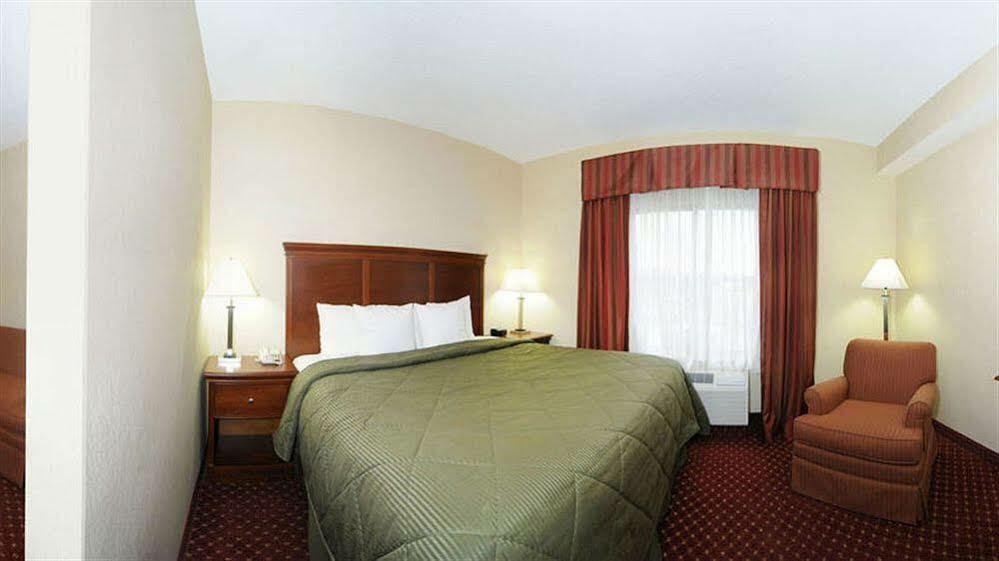 Comfort Inn Louisville Exterior photo